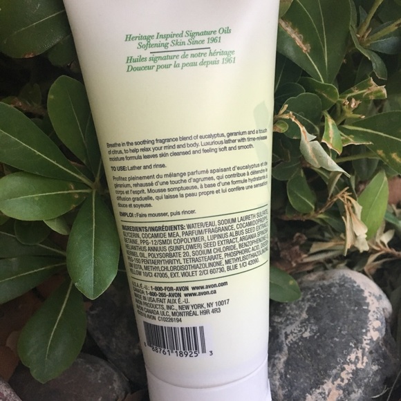 Avon Body Wash - Picture 2 of 2